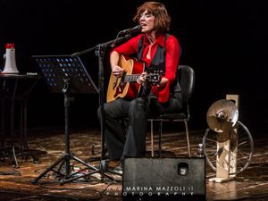 Cristina Donà