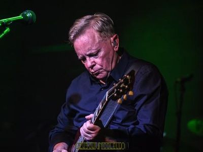 Sicuro: il nuovo album dei New Order uscirà in agosto