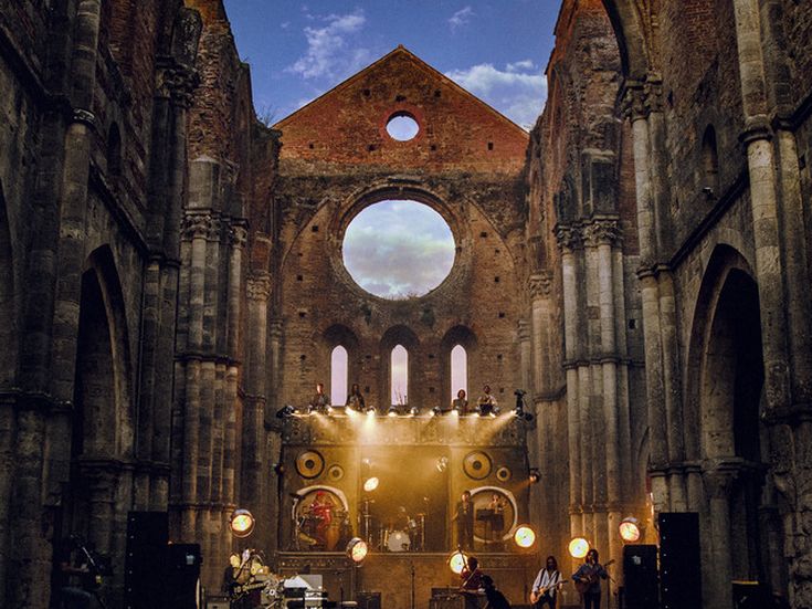 LA CHITARRA NELLA ROCCIA (LIVE) Lucio Corsi