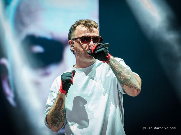 Salmo, stop temporaneo ai live: &quot;Ho avuto un mezzo collasso&quot;