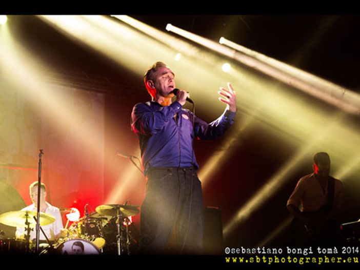 Morrissey omaggia Marianne Faithfull: &ldquo;Ci ha avvicinati tutti&rdquo;