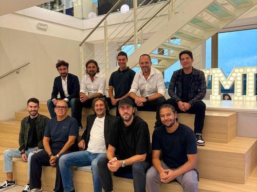 Warner Music distribuirà tramite ADA l'etichetta Honiro