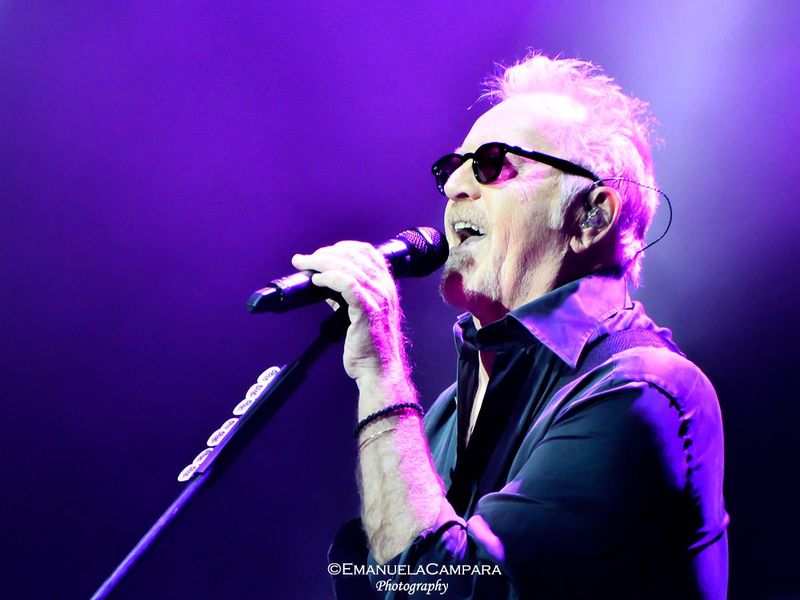 6 dicembre 2022 - Teatro degli Arcimboldi - Milano - Umberto Tozzi in concerto