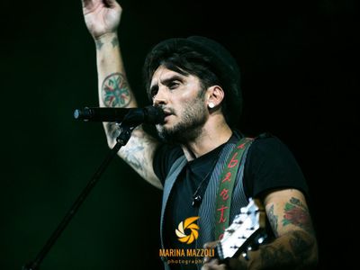 Fabrizio Moro:  il nuovo singolo è &apos;Sono come sono&apos;, tratto da &apos;L&apos;inizio&apos;
