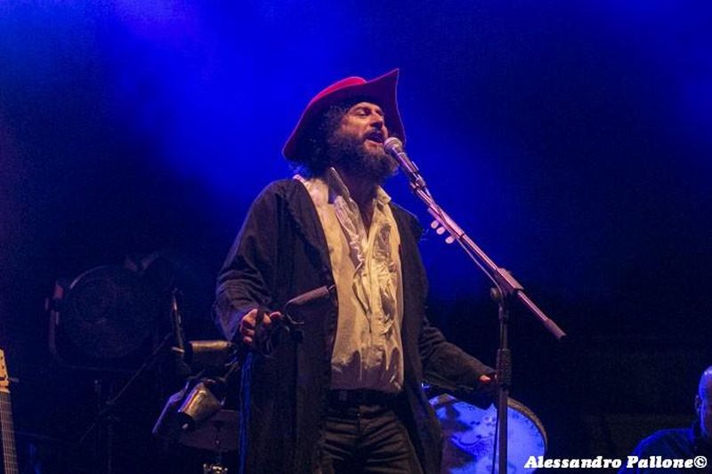 24 luglio 2022 - Lazzaretto - Bergamo - Vinicio Capossela in concerto 24 luglio 2022 - Lazzaretto - Bergamo - Vinicio Capossela in concerto
