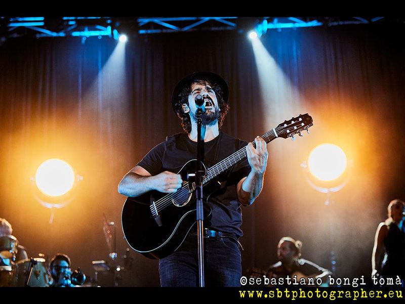 8 luglio 2017 - Pistoia Blues Festival - Piazza del Duomo - Pistoia - Alessandro Mannarino in concerto