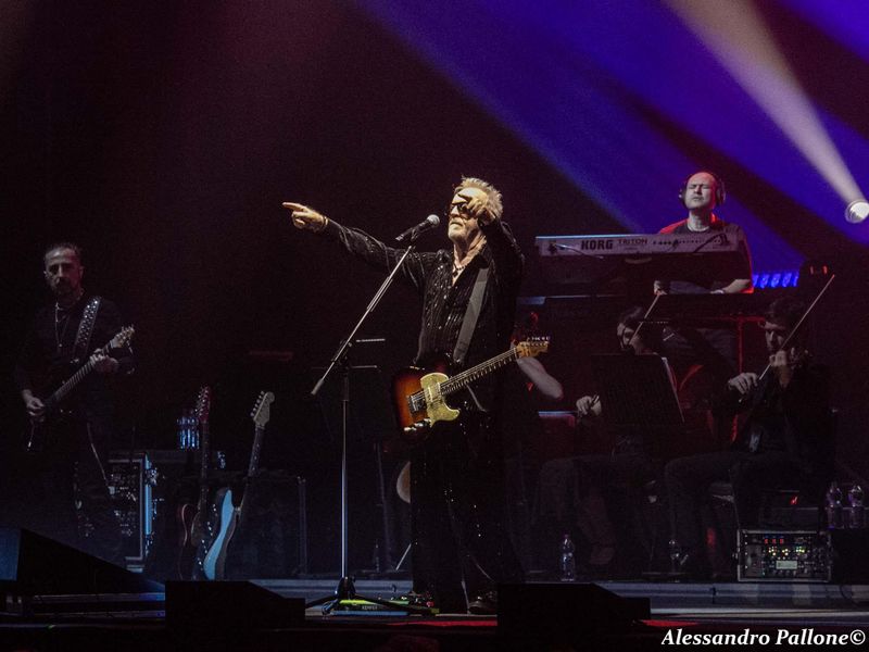 5 aprile 2025 - Teatro DisPlay - Brescia - Umberto Tozzi in concerto