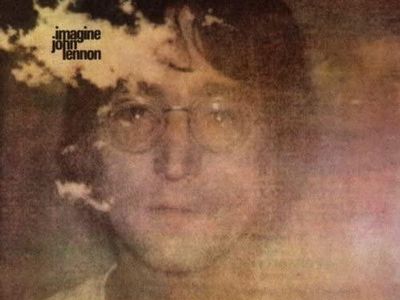 Diciotto anni fa moriva John Lennon: celebrazioni e sfruttamenti
