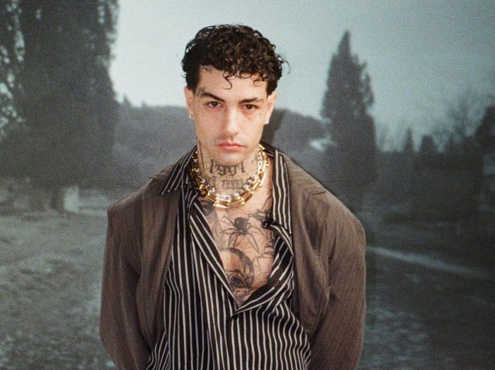 La caduta dell&rsquo;&ldquo;Icon&rdquo;: l&rsquo;amaro post Sanremo di Tony Effe