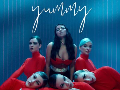 Inna: il nuovo singolo è 'Be my lover', guarda qui il video