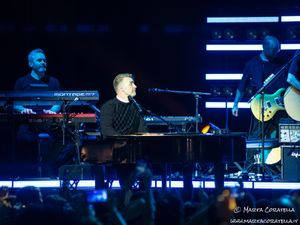 Classifiche UK, tornano i Take That e sconfiggono gli Arctic Monkeys