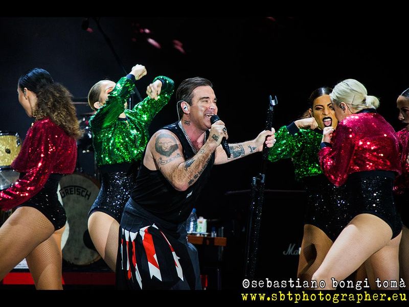 15 luglio 2017 - Lucca Summer Festival - Piazza Napoleone - Lucca - Robbie Williams in concerto