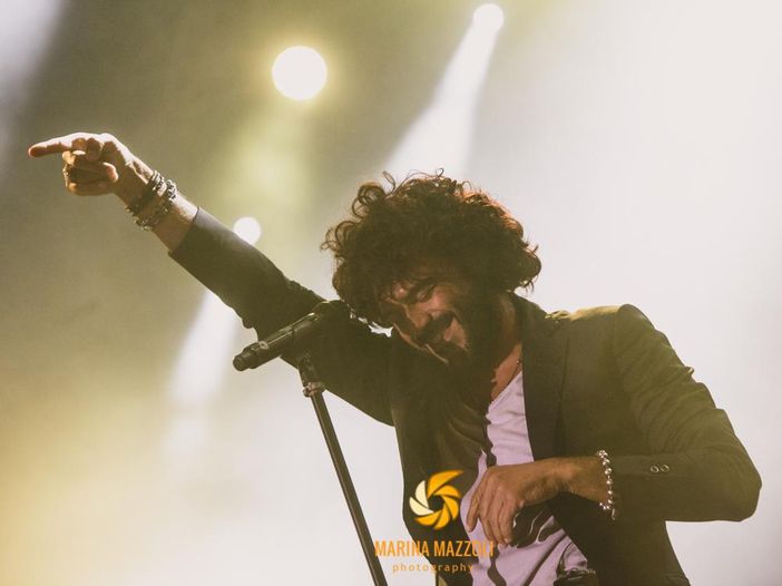 Francesco Renga: intervista e prove del tour in anteprima, guarda il video Francesco Renga: intervista e prove del tour in anteprima, guarda il video