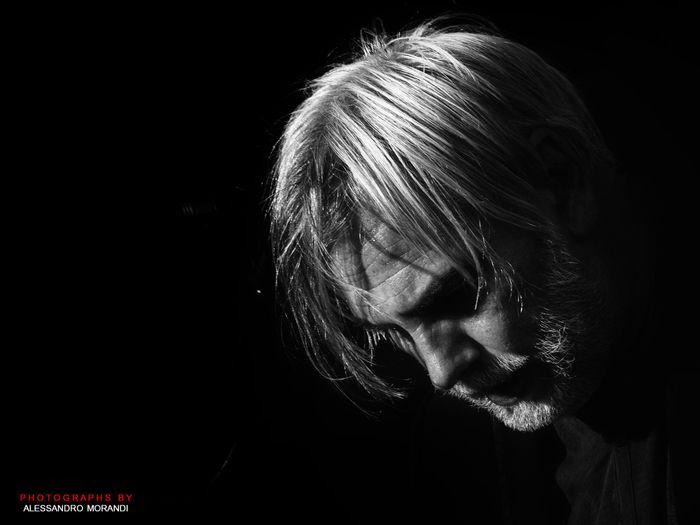https://images.rockol.it/_NSG6c8qNBTm8Fp297rWfugWLzU=/700x0/smart/rockol-img/img/foto/upload/9-paolo-benvegnu.jpg
