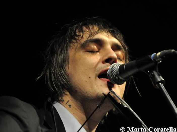 Pete Doherty dedica una canzone ad Amy Winehouse