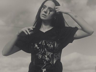 MØ