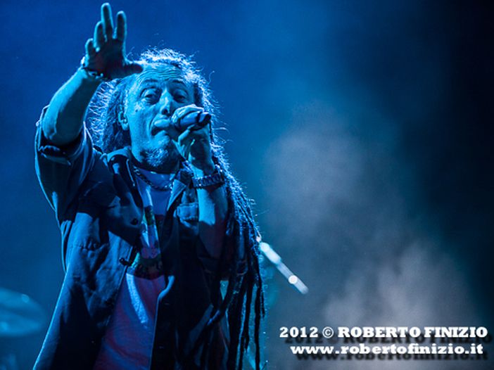 Gli Africa Unite presentano &#039;Babilonia e poesia tour 2013&#039;: la videointervista