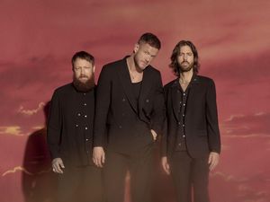 Imagine Dragons Feat Ernia