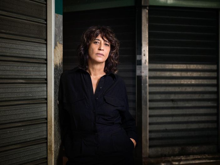 Angela Baraldi: “Spesso ci si crede liberi, ma si è in fila” Angela Baraldi: “Spesso ci si crede liberi, ma si è in fila”