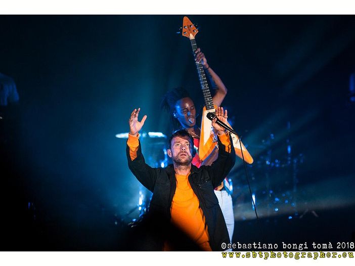 Concerti, i Gorillaz dal vivo al Roundhouse di Londra