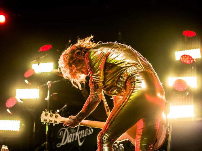 Darkness, il nuovo album &quot;Pinewood smile&quot; arriva ad ottobre: ascolta il singolo &quot;All the pretty girls&quot;