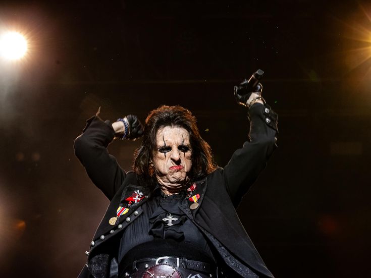 Arriva la collaborazione più strana dell’anno: Alice Cooper con gli A*Teens