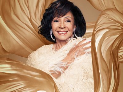 Shirley Bassey, il nuovo disco lo pubblica la Universal