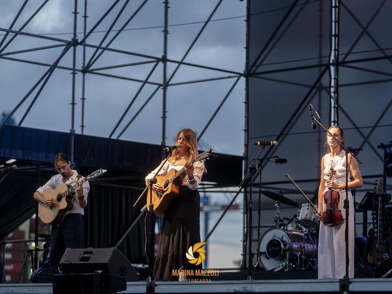 12 luglio 2025 - Altraonda Festival - Porto Antico - Genova - Irene Manca in concerto 12 luglio 2025 - Altraonda Festival - Porto Antico - Genova - Irene Manca in concerto