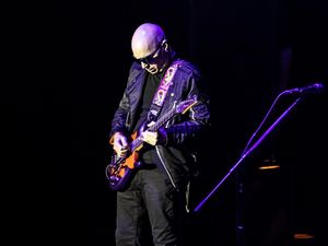 Joe Satriani