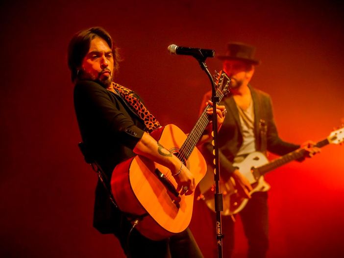 Le Vibrazioni: un tour, un nuovo singolo e un cofanetto Le Vibrazioni: un tour, un nuovo singolo e un cofanetto