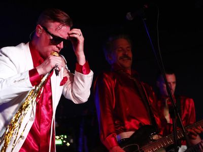 Me First And The Gimme Gimmes in studio