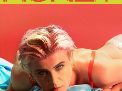 Robyn annuncia il nuovo album &apos;Fembots&apos; su Twitter
