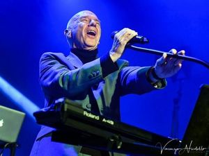 Midge Ure