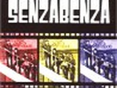 Tornano i Senzabenza e cantano di nuovo in inglese