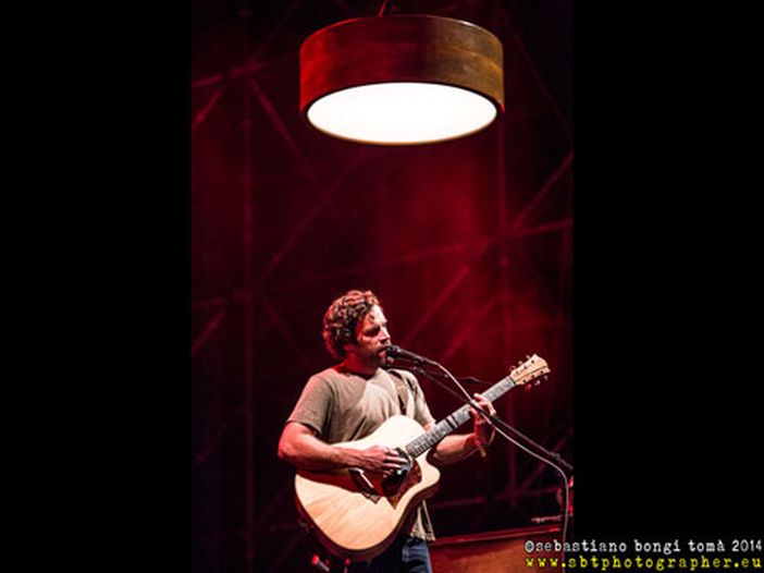 Classifiche USA: numero 1 album col 37% delle vendite online