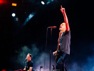 Bryan Adams accusato di plagio da un autore romano
