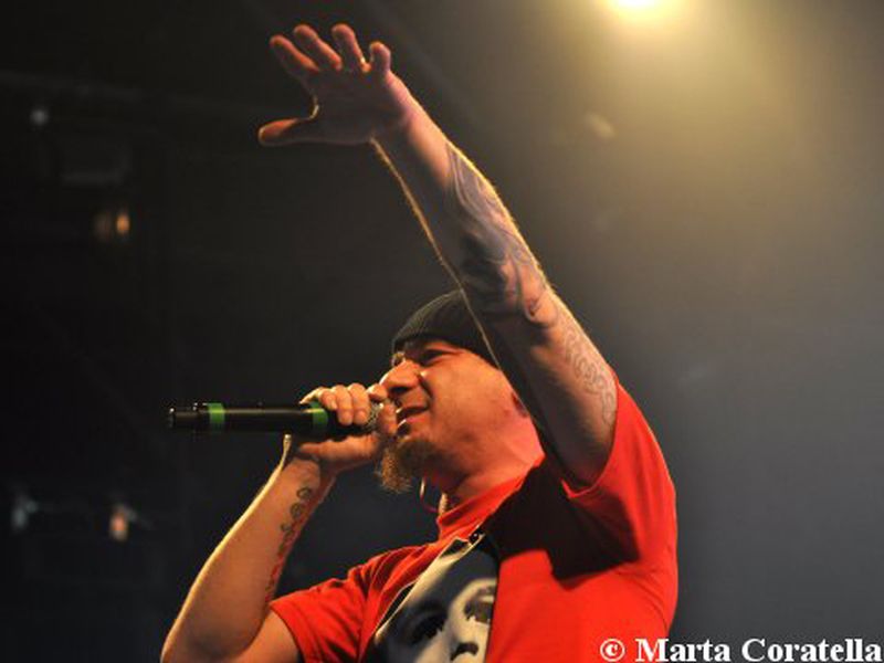 10 Ottobre 2011 - Atlantico Live - Roma - J-Ax in concerto