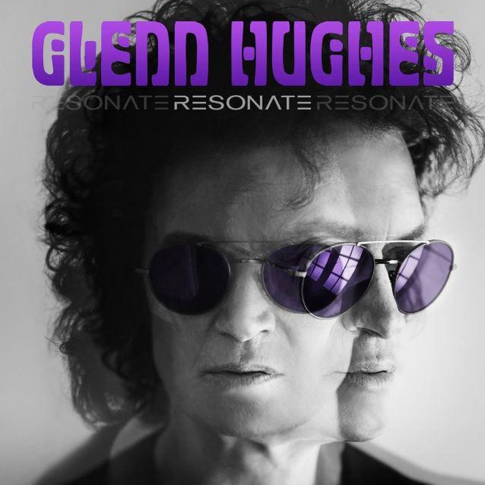 https://images.rockol.it/b-pynZIuf3_Dat-_Lq5Ht1A0p7A=/700x0/smart/rockol-img/img/foto/upload/glenn-hughes-resonate-2016.jpg