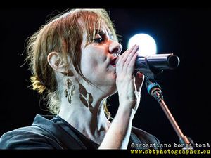 Suzanne Vega