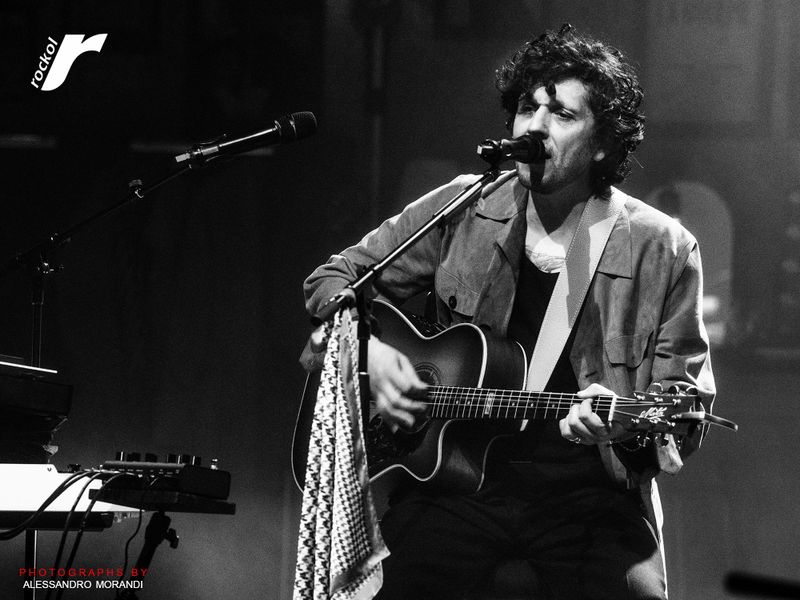 17 aprile 2025 - Teatro Puccini - Firenze - Ermal Meta in concerto 17 aprile 2025 - Teatro Puccini - Firenze - Ermal Meta in concerto