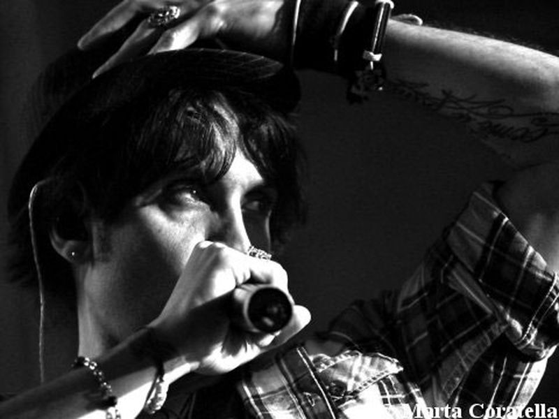 19 Novembre 2010 - Atlantico Live - Roma - Fabrizio Moro in concerto