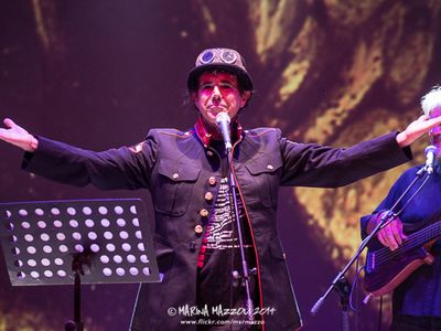 Comunicato stampa: Têtes de Bois