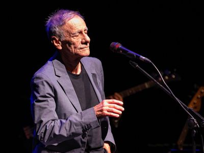 Roberto Vecchioni: un secondo concerto benefico a maggio per l’Africa
