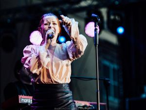  Noemi, è &apos;Odio tutti i cantanti&apos; il nuovo singolo 
