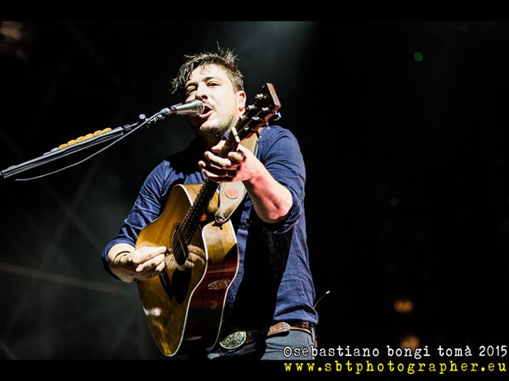 Classifiche UK, Mumford &amp; Sons di nuovo primi. Exploit della ELO, Mika male