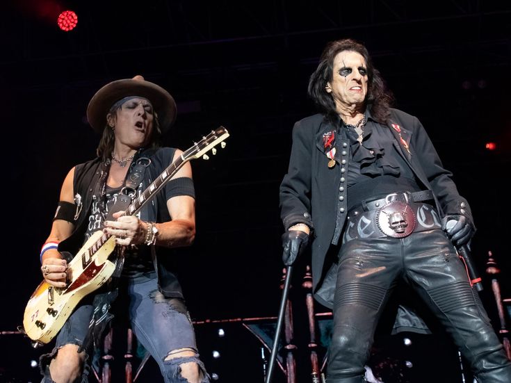 Alice Cooper: il 21 giugno esce il box &quot;Old school&quot; 1964-1974&quot;
