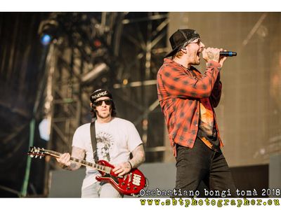 M. Shadows
