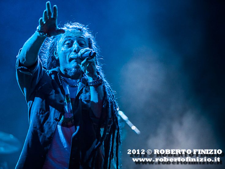 Gli Africa Unite presentano &apos;Babilonia e poesia tour 2013&apos;: la videointervista