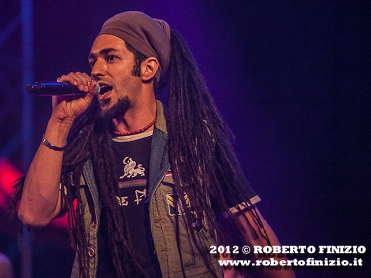 Africa Unite: un disco in Italia e uno all&apos;estero 