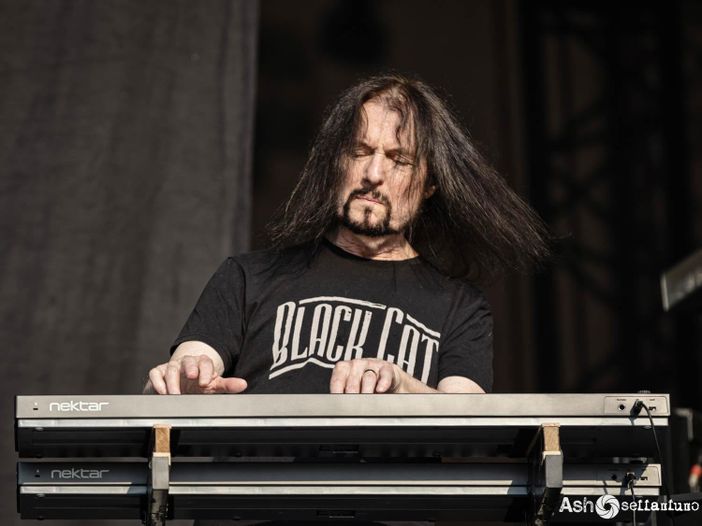 Comunicato Stampa: Nuovo album per i Warlord Comunicato Stampa: Nuovo album per i Warlord